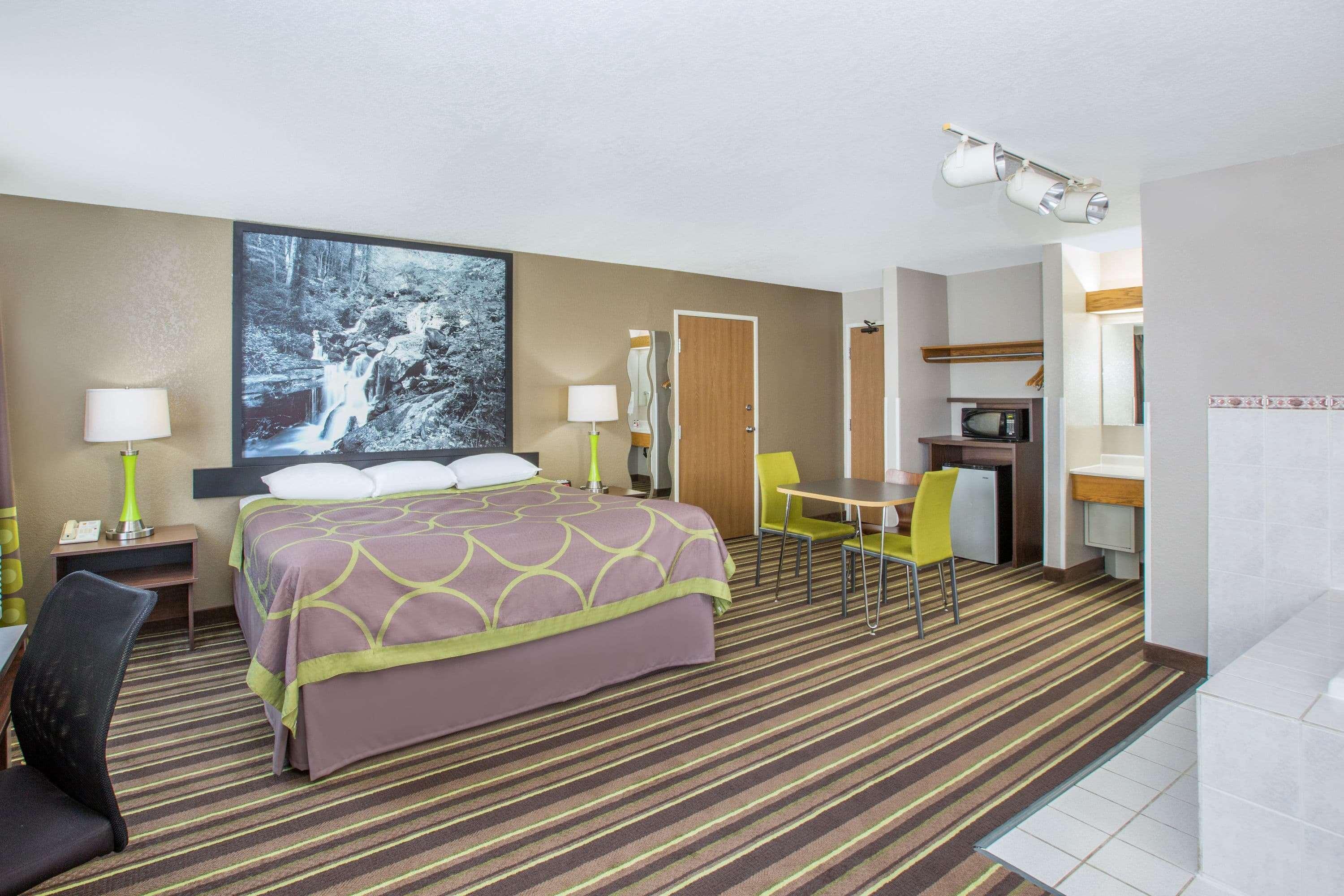 Super 8 By Wyndham Brookings Hotel Exterior foto